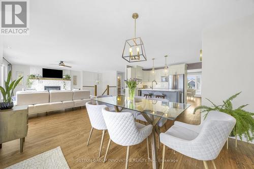 8360 English Church Road, Hamilton, ON - Indoor Photo Showing Dining Room