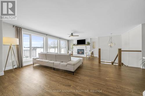 8360 English Church Road, Hamilton, ON - Indoor Photo Showing Living Room With Fireplace