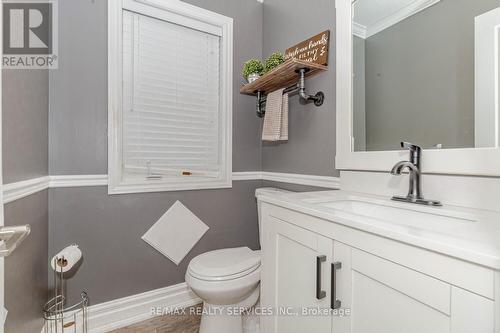 22 Mcintyre Lane, East Luther Grand Valley, ON - Indoor Photo Showing Bathroom