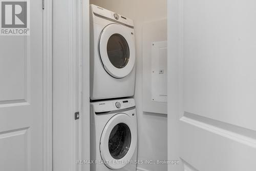 423 - 33 Whitmer Street, Milton, ON - Indoor Photo Showing Laundry Room