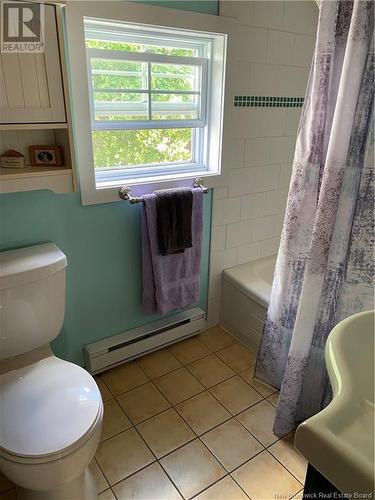 23 Elm Street, St. Stephen, NB - Indoor Photo Showing Bathroom