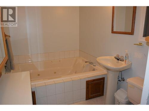 2782 Britton Road, Quesnel, BC - Indoor Photo Showing Bathroom