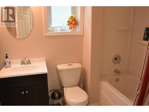 2782 Britton Road, Quesnel, BC - Indoor Photo Showing Bathroom