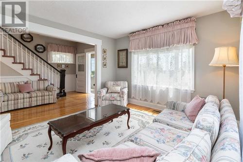 921 Front Mountain Road, Moncton, NB - Indoor Photo Showing Living Room