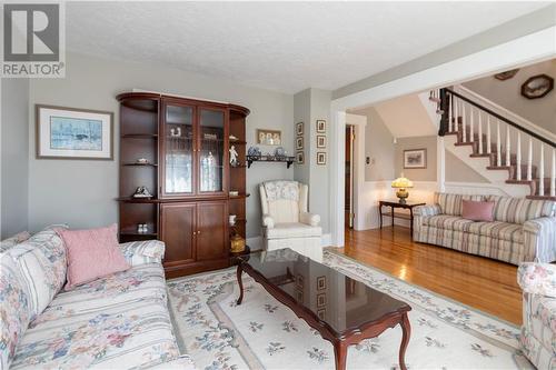 921 Front Mountain Road, Moncton, NB - Indoor Photo Showing Living Room