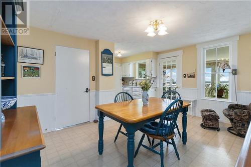 921 Front Mountain Road, Moncton, NB - Indoor Photo Showing Dining Room