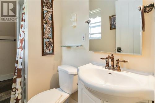 921 Front Mountain Road, Moncton, NB - Indoor Photo Showing Bathroom