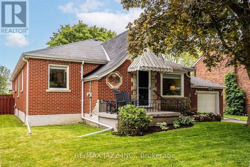 561 Mary Street N, Oshawa, ON - Outdoor With Deck Patio Veranda