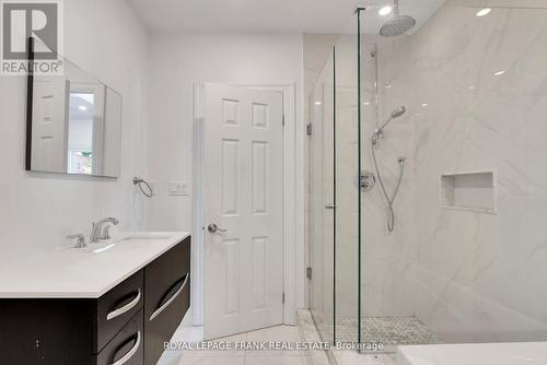272 Burk Street, Oshawa, ON - Indoor Photo Showing Bathroom