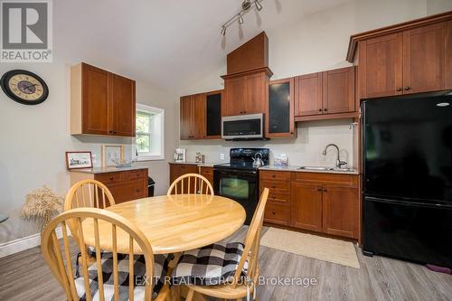 587 Marlbank Road, Tweed, ON - Indoor Photo Showing Dining Room