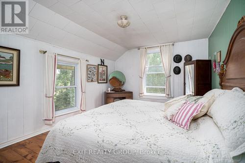 587 Marlbank Road, Tweed, ON - Indoor Photo Showing Bedroom