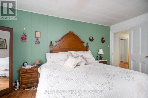 587 Marlbank Road, Tweed, ON - Indoor Photo Showing Bedroom