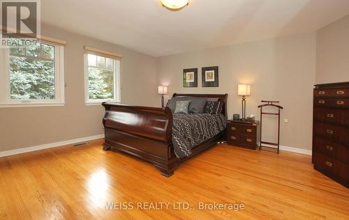 8 Teakwood Grove, Toronto, ON - Indoor Photo Showing Bedroom