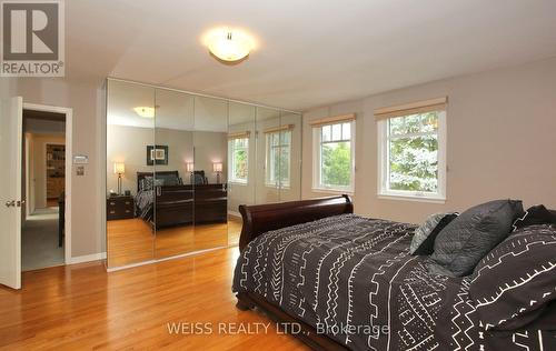 8 Teakwood Grove, Toronto, ON - Indoor Photo Showing Bedroom