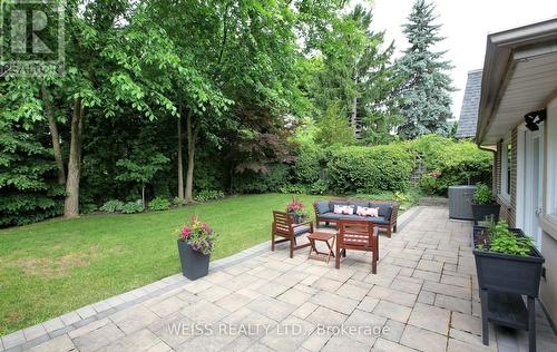 8 Teakwood Grove, Toronto, ON - Outdoor