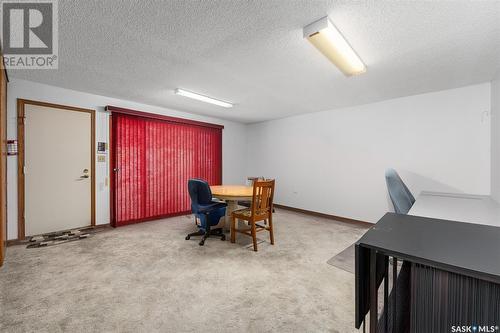 130 Athabasca Street W, Moose Jaw, SK - Indoor