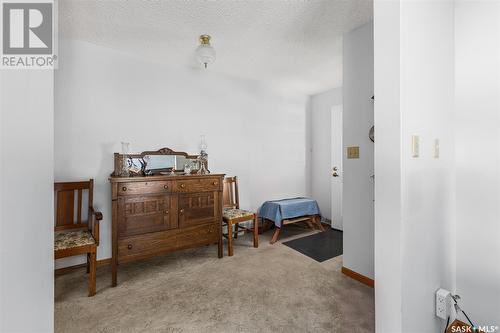 130 Athabasca Street W, Moose Jaw, SK - Indoor