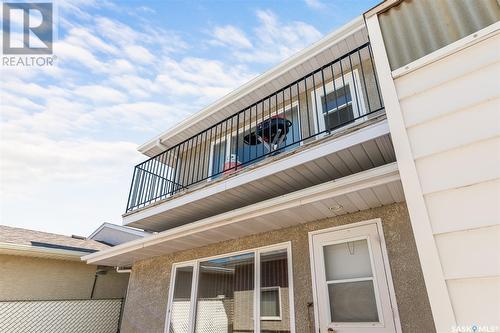 130 Athabasca Street W, Moose Jaw, SK - Outdoor With Balcony With Exterior