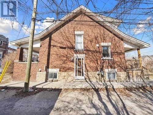 564 Curry Avenue, Windsor, ON - Outdoor