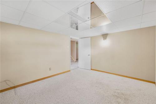 70 Glen Castle Drive, Hamilton, ON - Indoor Photo Showing Other Room