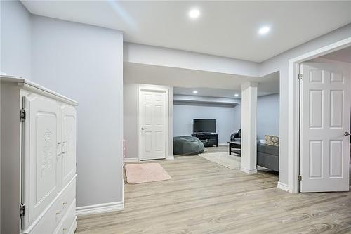 68 Larry Crescent, Caledonia, ON - Indoor Photo Showing Other Room