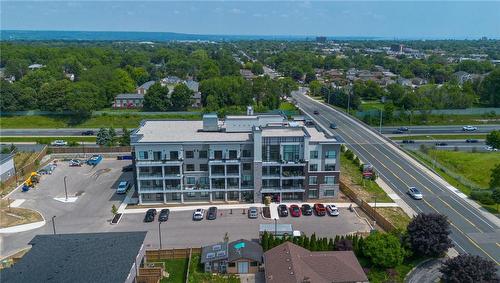 120 Springvalley Crescent|Unit #303, Hamilton, ON - Outdoor With View
