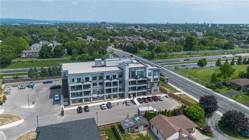 120 Springvalley Crescent|Unit #303, Hamilton, ON - Outdoor With View