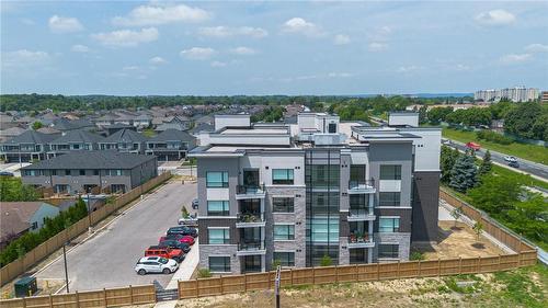 120 Springvalley Crescent|Unit #303, Hamilton, ON - Outdoor With View