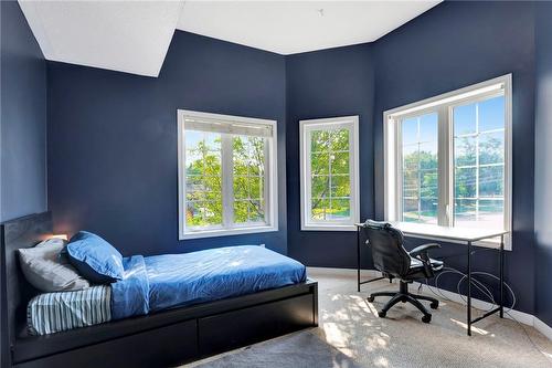 424 Beach Boulevard|Unit #33, Hamilton, ON - Indoor Photo Showing Bedroom