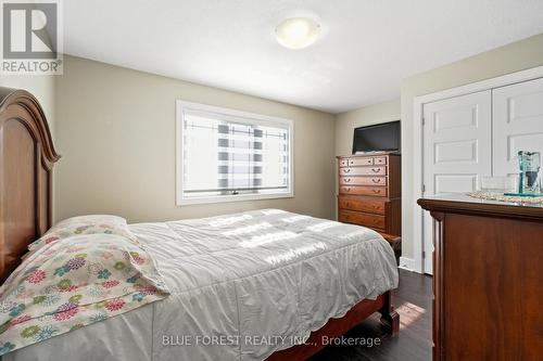 15 Honey Bend Drive Bend, St. Thomas, ON - Indoor Photo Showing Bedroom