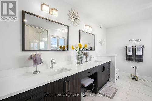 15 Honey Bend Drive Bend, St. Thomas, ON - Indoor Photo Showing Bathroom