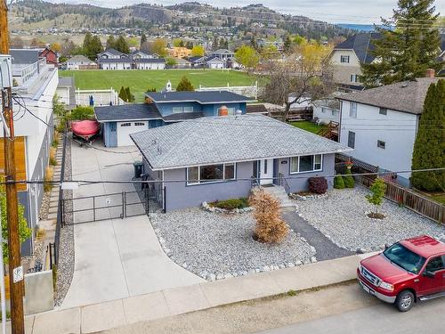 930-932 Lawson Avenue, Kelowna, BC - Outdoor