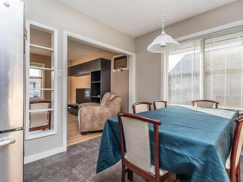 930-932 Lawson Avenue, Kelowna, BC - Indoor Photo Showing Dining Room