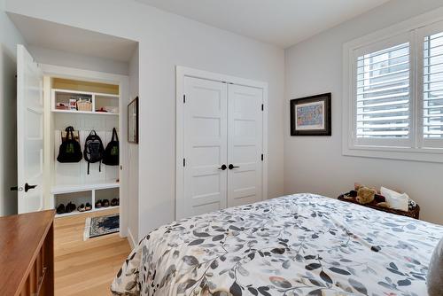 2-935 Borden Avenue, Kelowna, BC - Indoor Photo Showing Bedroom