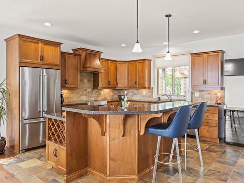 3200 Vineyard View Drive, West Kelowna, BC - Indoor Photo Showing Kitchen With Stainless Steel Kitchen