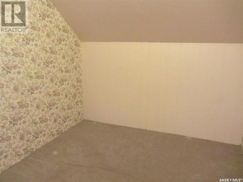 122 1St Street W, Leoville, SK - Indoor Photo Showing Other Room