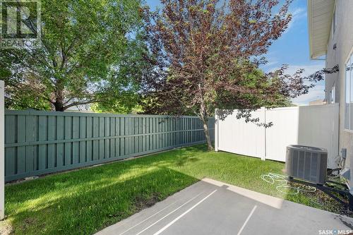 8 2801 Windsor Park Road, Regina, SK - Outdoor