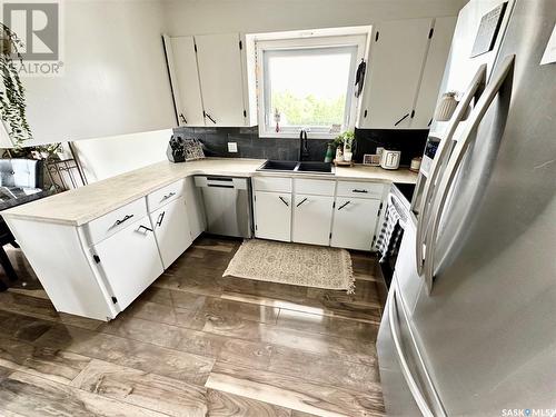 508 Railway Avenue E, Carlyle, SK - Indoor Photo Showing Kitchen With Double Sink