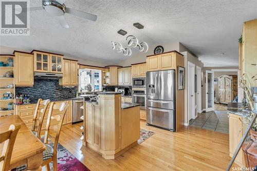 2 Jackfish Lake Crescent, Days Beach, Jackfish Lake, SK - Indoor Photo Showing Kitchen