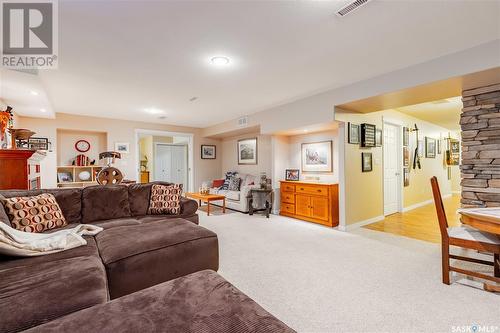 2 Jackfish Lake Crescent, Days Beach, Jackfish Lake, SK - Indoor Photo Showing Living Room