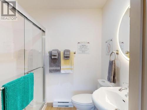 3465 Oak Street, Texada Island, BC - Indoor Photo Showing Bathroom