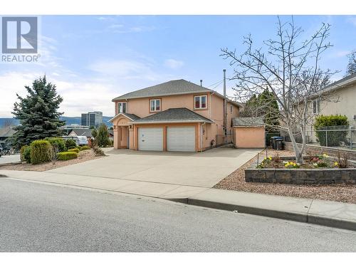 1531 Lawrence Avenue, Kelowna, BC - Outdoor