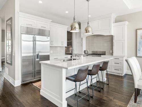 936 Lamont Lane, Kelowna, BC - Indoor Photo Showing Kitchen With Upgraded Kitchen