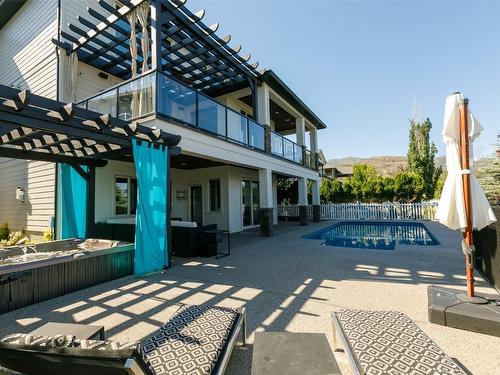 5330 Ptarmigan Street, Kelowna, BC - Outdoor