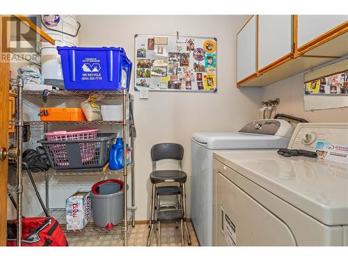 489 Highway 33 W Unit# 301, Kelowna, BC - Indoor Photo Showing Laundry Room