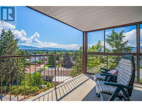 489 Highway 33 W Unit# 301, Kelowna, BC - Outdoor With View With Exterior