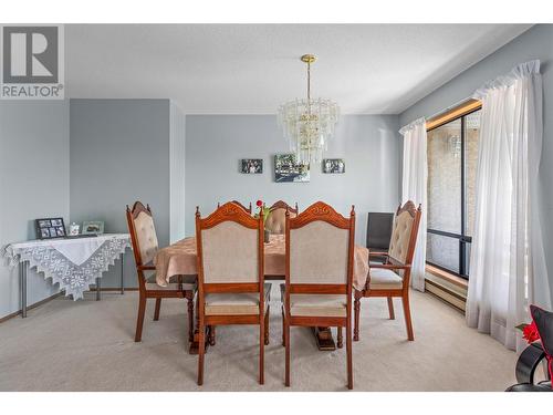 489 Highway 33 W Unit# 301, Kelowna, BC - Indoor Photo Showing Dining Room