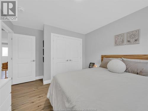 2307 Cadillac, Windsor, ON - Indoor Photo Showing Bedroom