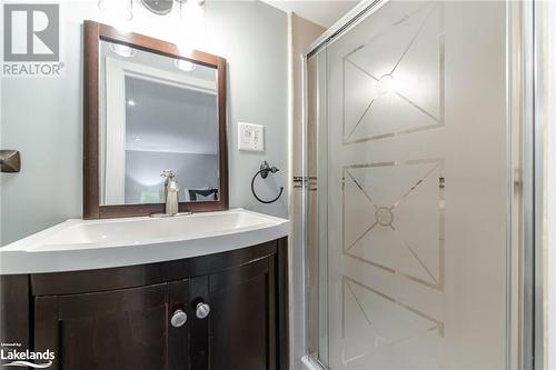 39 Edwin Drive, Brampton, ON - Indoor Photo Showing Bathroom