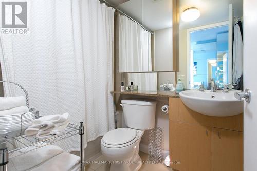 2610 - 373 Front Street, Toronto, ON - Indoor Photo Showing Bathroom